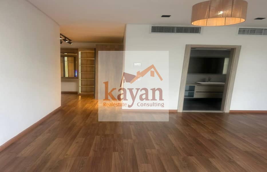 4 786918c2-61e2-4d61-b79c-d6918a4ed368. jpg