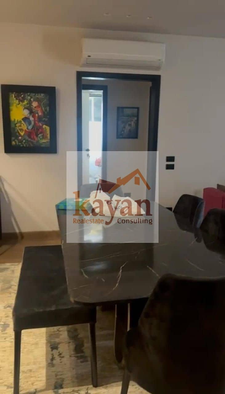 7 9741dfcd-d103-4bbd-a741-0384b0cc1e84. jpg