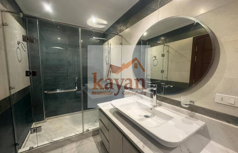 7 fb39c0ad-443e-4142-a8b5-8e6d01b2b420. jpg