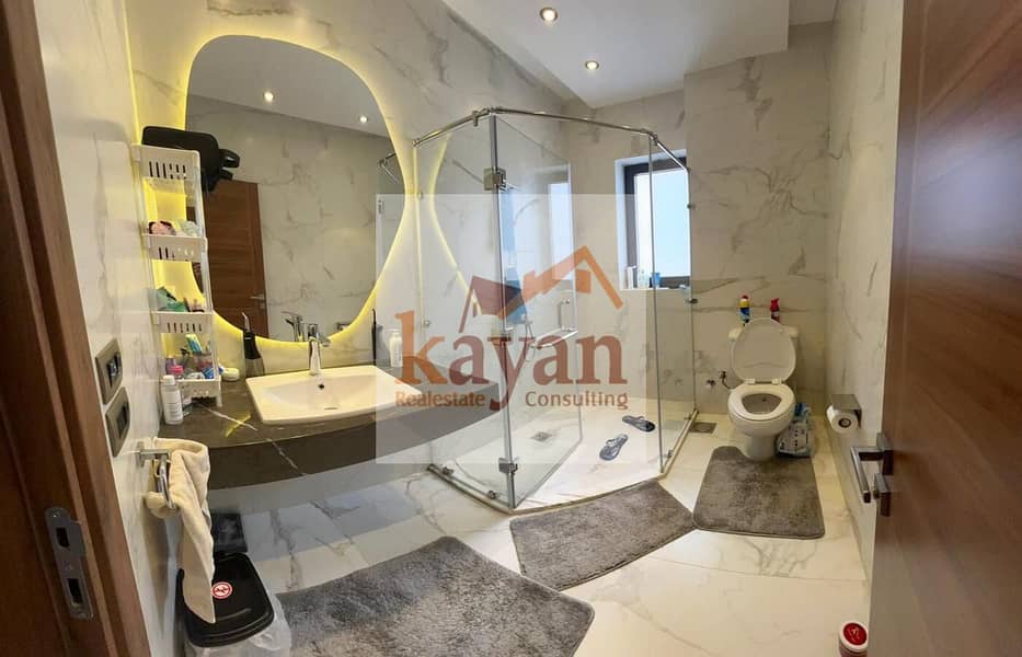 8 9c2d65e0-7b24-40b8-90a4-646013a2b42d. jpg