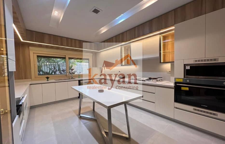 8 284b0671-1347-4b82-8bfa-91e18b1cad7b. jpg