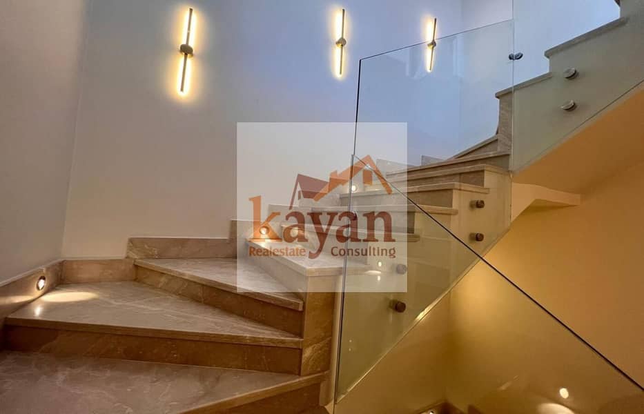 14 e18d679b-a15e-4d6a-8427-8ff23f619f9a. jpg