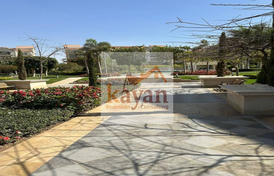 8 c2654ebe-302b-4d40-a712-137cff821a19. jpg