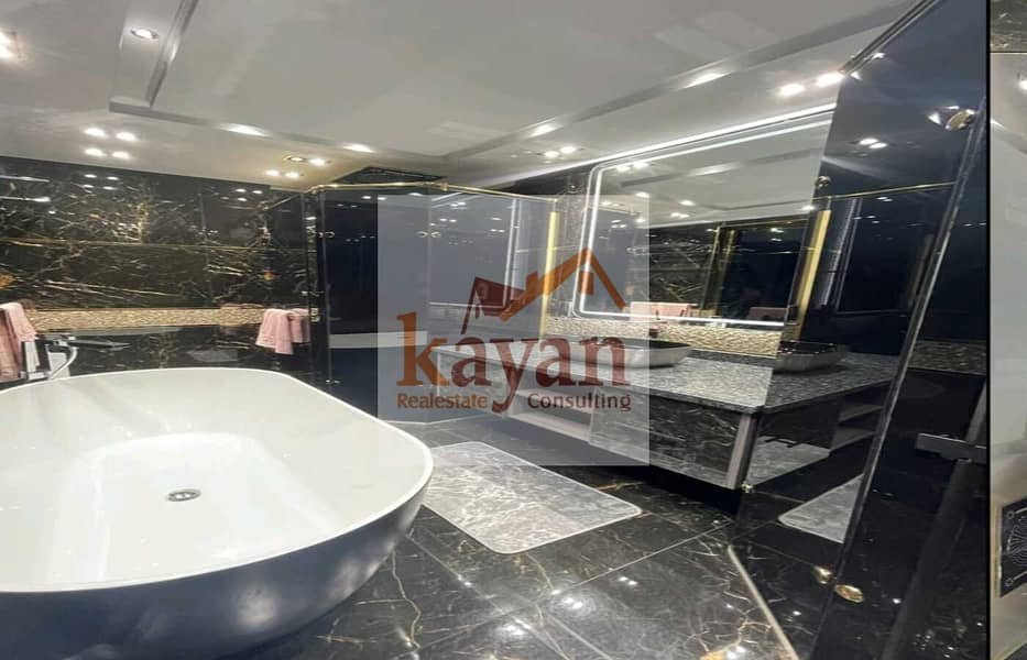 8 b7d72ec7-31da-487d-8edc-b81aac46cb6d. jpg