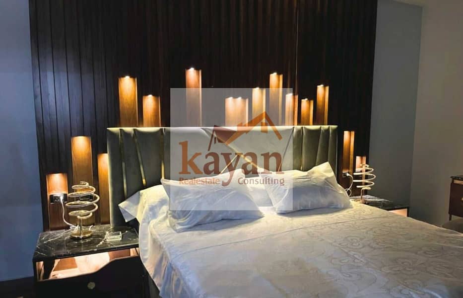 11 e84c9f6b-6a9c-4671-9539-db02a28a3996. jpg