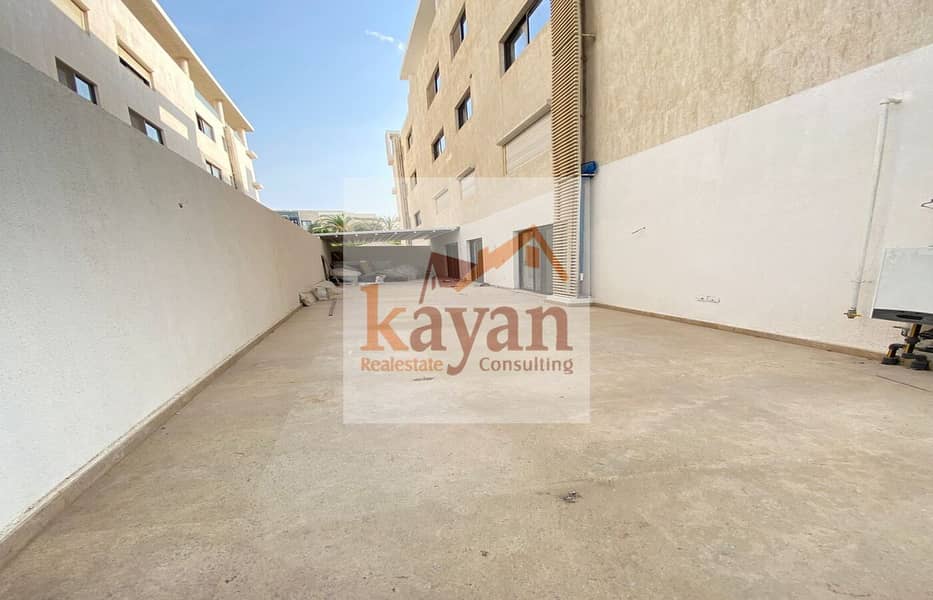 7 10e1edf8-8f05-4bb1-a259-cce223421081. jpg