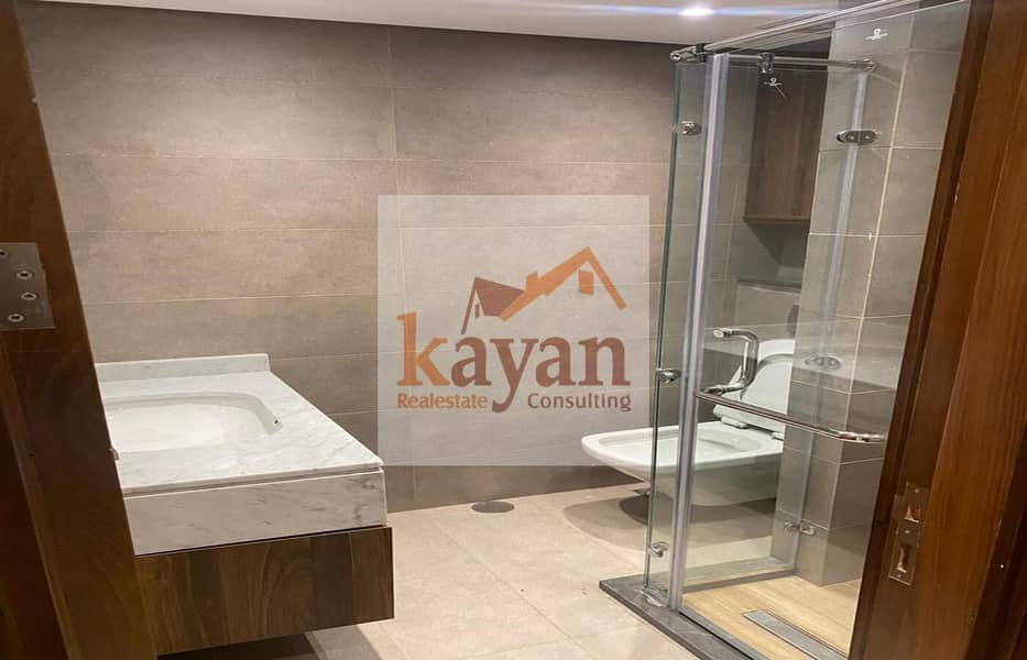 2 2cb0941a-9012-4772-83b4-a1461cbee67c. jpg