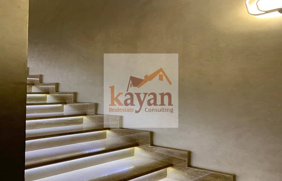 4 64bcdac7-3df5-4be2-aa77-774f4b3ad584. jpg