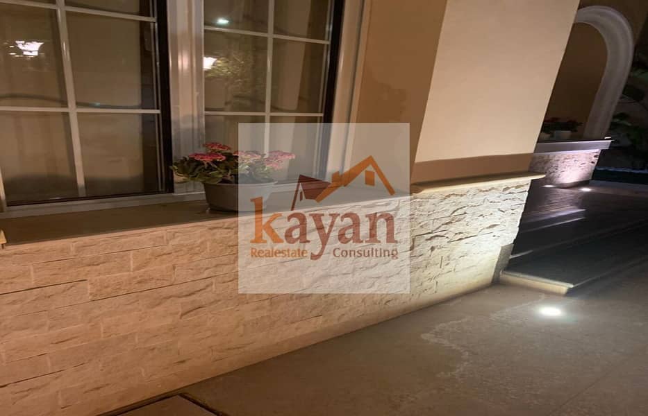 9 f8e736dd-b12e-4f26-ab72-931f5d04ac1a. jpg