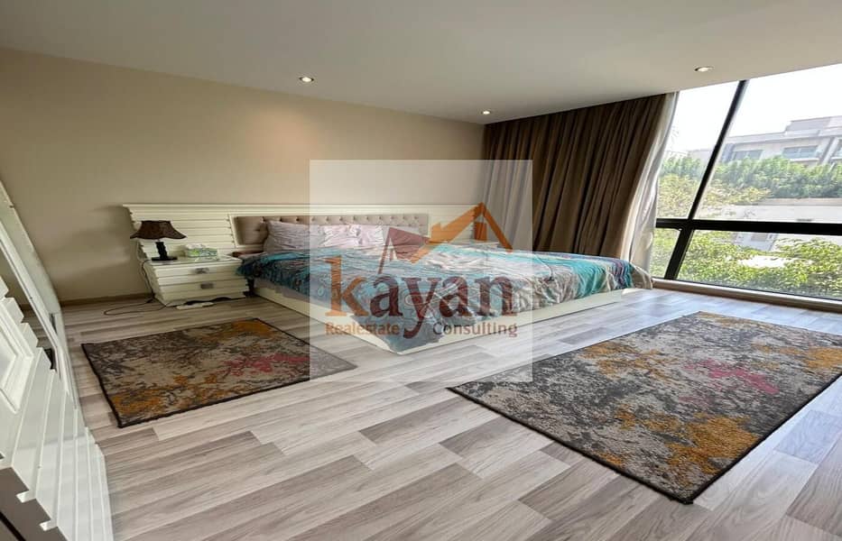 2 0a493196-d94f-46a2-b0d8-a9217aa1b586. jpg