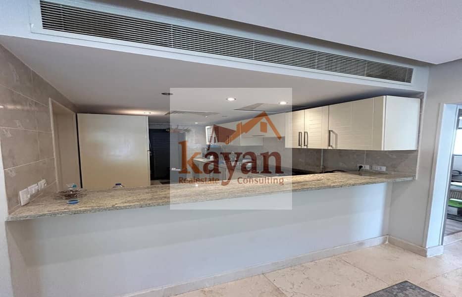 9 3c5abbaf-5626-4745-a5ef-58a8bd893046. jpg