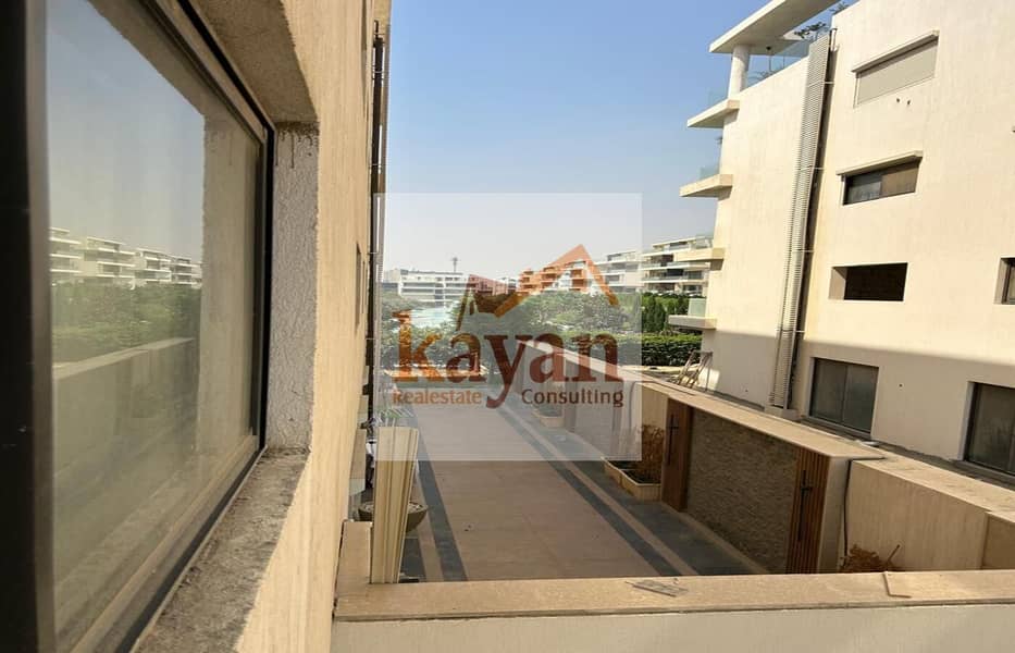 13 513d7a22-ed25-431c-89f9-17e8a5740400. jpg