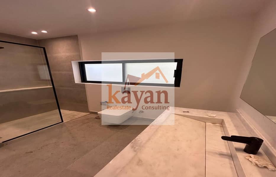 18 ba28a47b-6819-4c6b-b75d-2a9c10427862. jpg