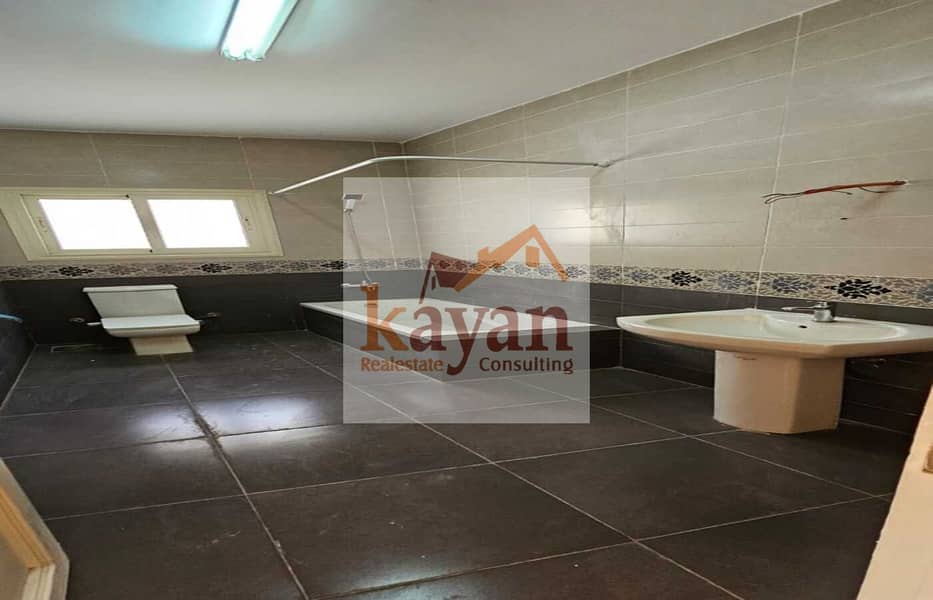 11 c4ae5f80-d372-481f-a4ac-e731b7f58c29. jpg