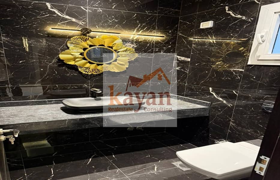 9 38d9575a-0c3b-4b61-8287-0382ad5a7c2d. jpg