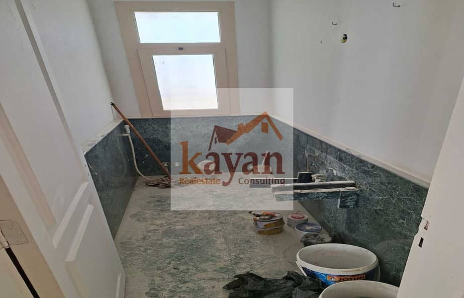 9 b2cc4eda-53dd-4cbc-9619-42077725aaf8. jpg