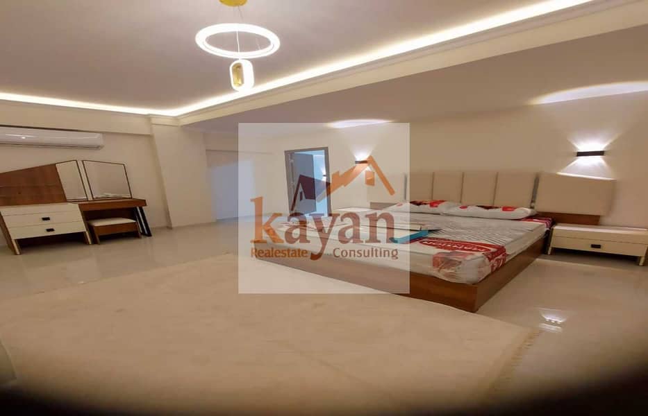 2 4b6d099f-9887-4867-bf66-769e3f0275f1. jpg