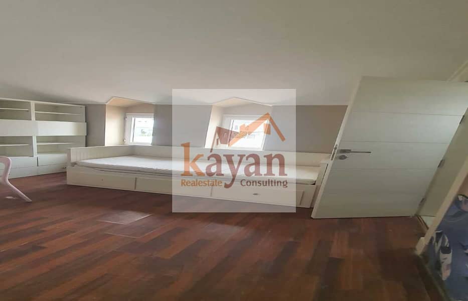 24 a49c0e72-48b0-46b7-b87c-d296d39b1cb4. jpg