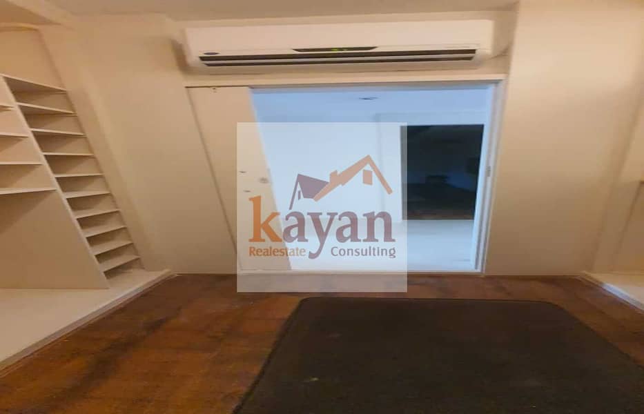 28 b6306b66-a1ee-4ce2-8f46-978c0f58d134. jpg