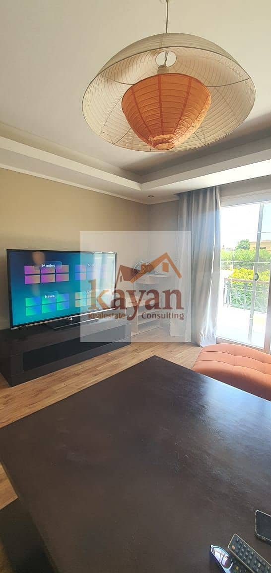 30 cdeb97b6-6735-4c65-87fa-90b52a3eb264. jpg