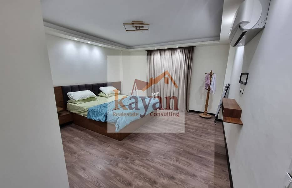 11 92b69518-1ef4-47b5-a361-54220cb5cd89. jpg