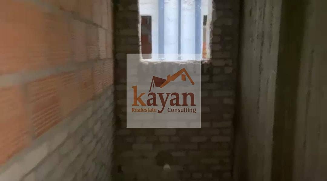 8 2fa903a0-30dc-433e-9cc7-04f2e8389c79. jpg