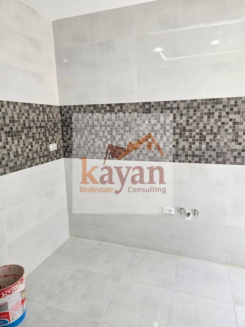 22 68921e8d-d9ae-4971-9acd-8ae4d9df1a96. jpg