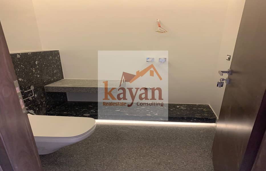 4 WhatsApp Image 2025-10-18 at 6.52. 53 PM (3). jpeg