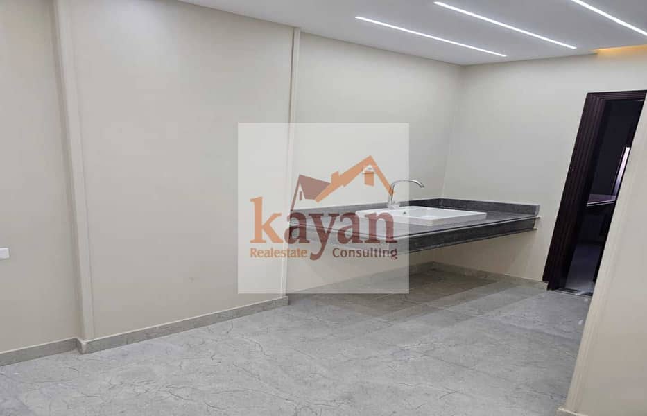 29 WhatsApp Image 2025-11-20 at 4.20. 50 PM. jpeg