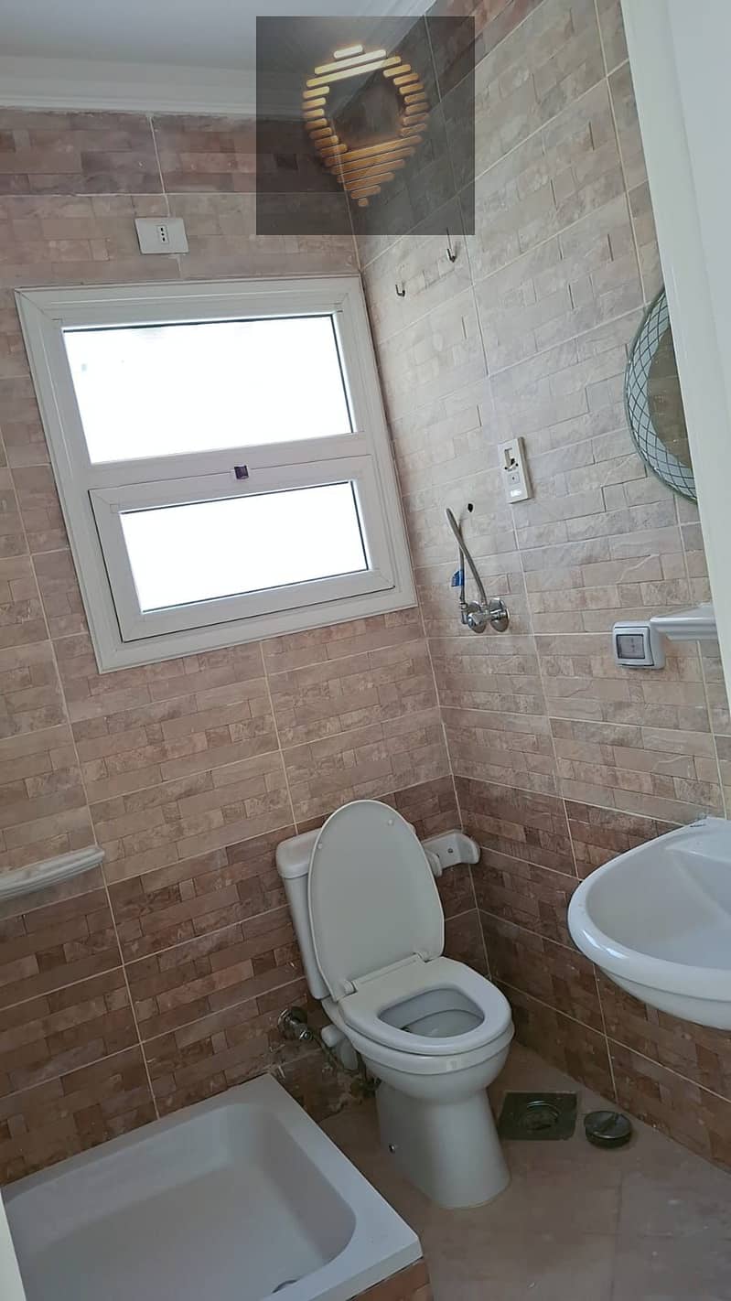 14 WhatsApp Image 2025-06-24 at 17.43. 55_21524871. jpg