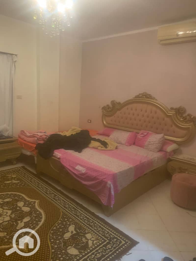 8 1b2b48e2-842f-48cc-b7cd-f40f587b5c8a. jpg