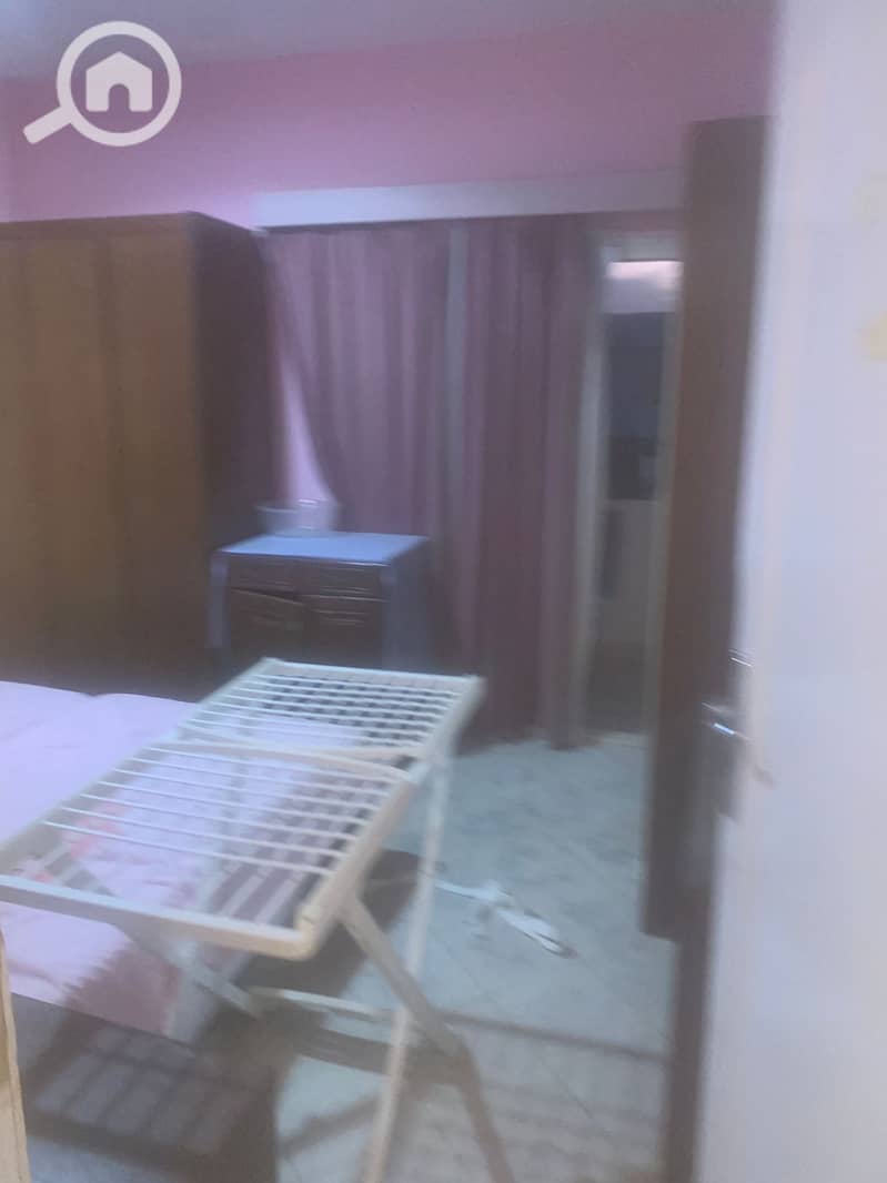 12 34feb5c0-a4da-4148-aa5a-f103c0592856. jpg