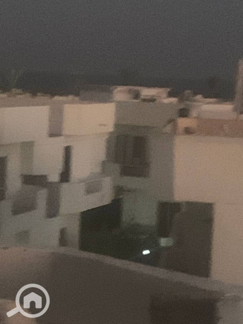 13 72bab415-a0c9-44da-ad24-31d11d249832. jpg