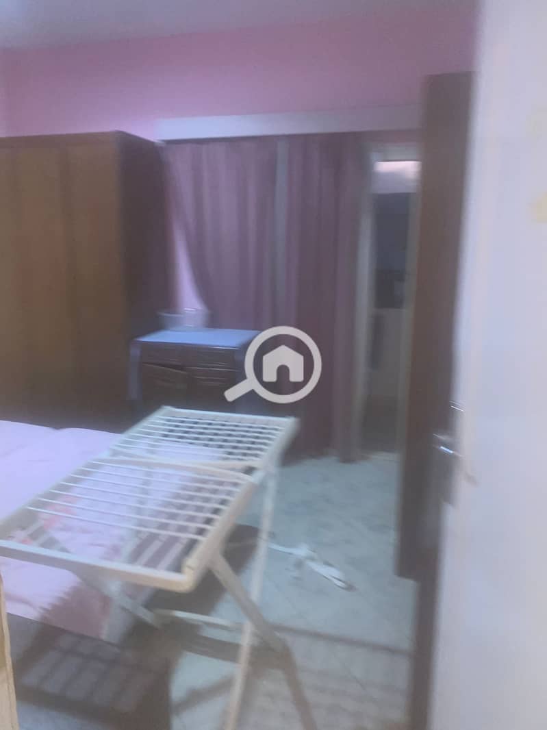 15 34feb5c0-a4da-4148-aa5a-f103c0592856. jpg