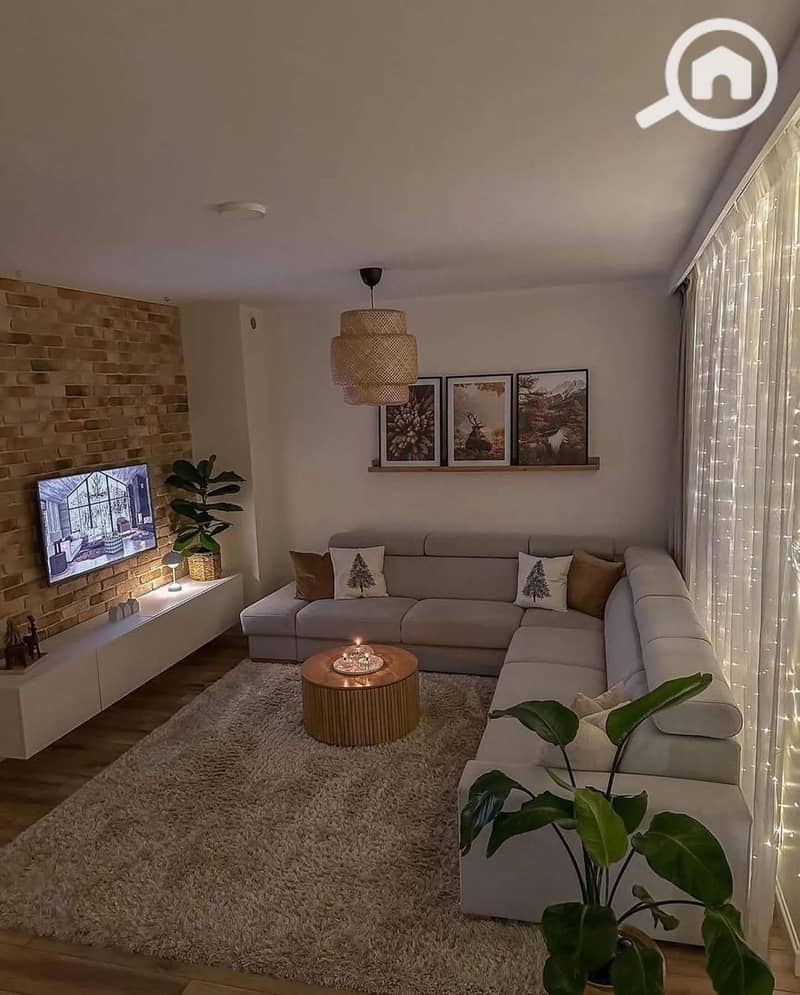 10 66e5906e-5ec3-4b57-89e1-02073159bf70. jpg