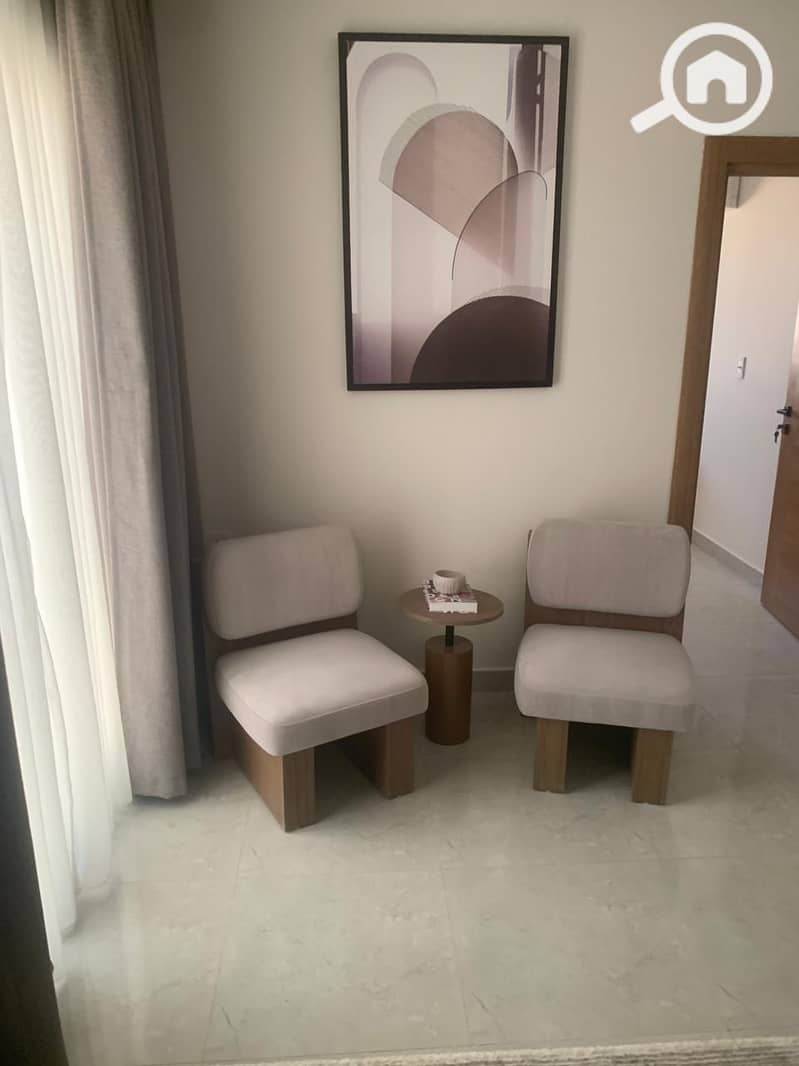 10 9527c8b4-d23f-43f8-8de0-9806440664e1. jpg