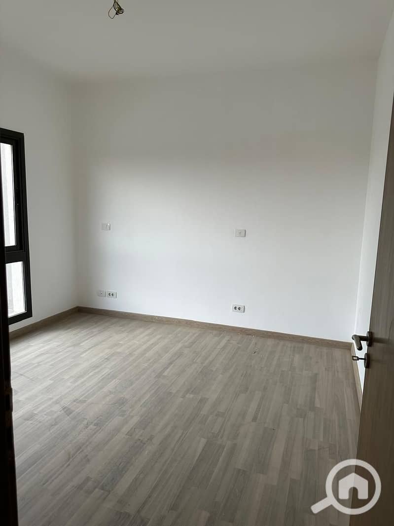 5 WhatsApp Image 2025-11-03 at 2.00. 18 PM(3). jpeg