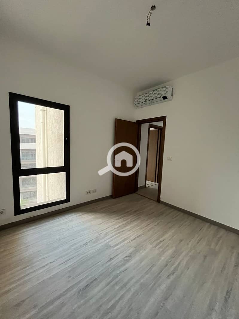 6 WhatsApp Image 2025-12-04 at 1.59. 14 PM(1). jpeg