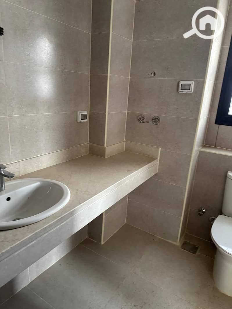 7 WhatsApp Image 2025-12-04 at 1.59. 14 PM(2). jpeg