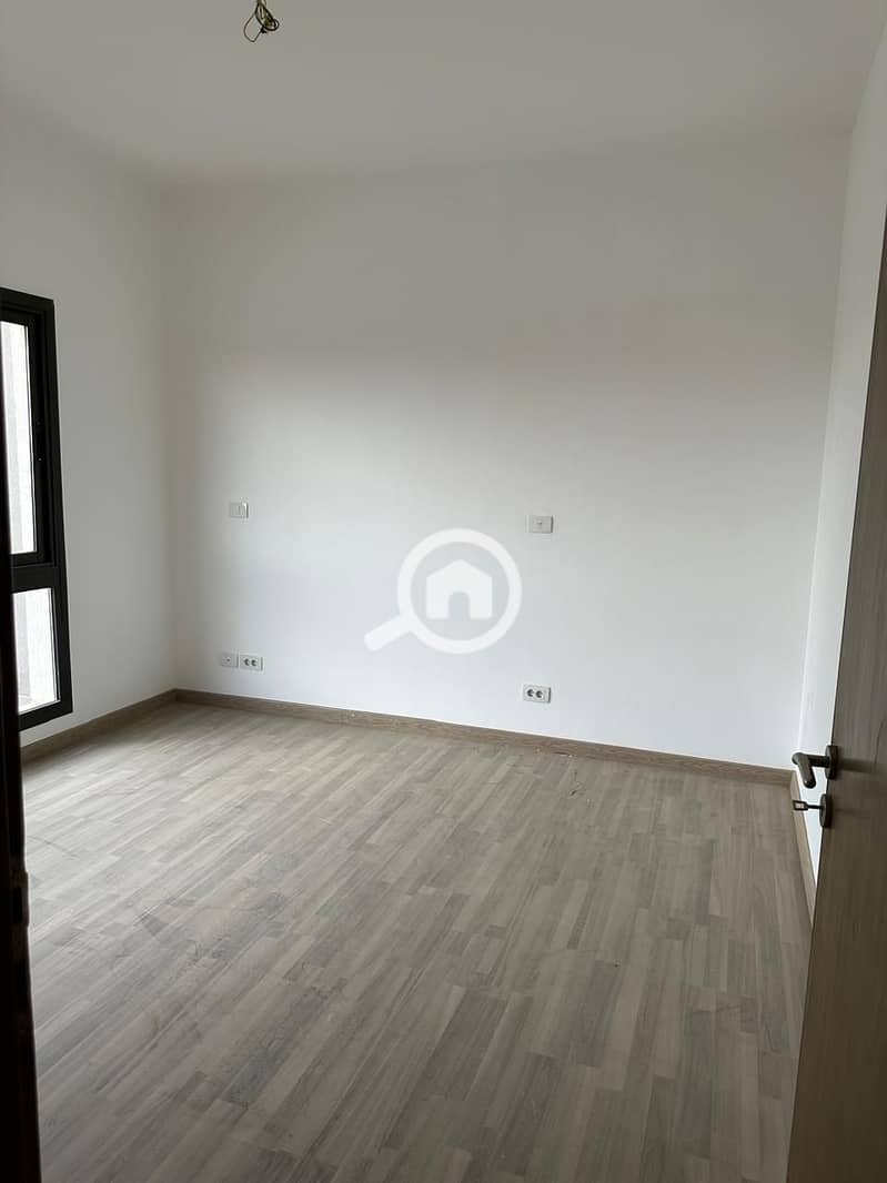 12 WhatsApp Image 2025-12-04 at 1.59. 16 PM(2). jpeg