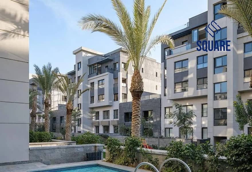 4 8139526-d8427o. jpg