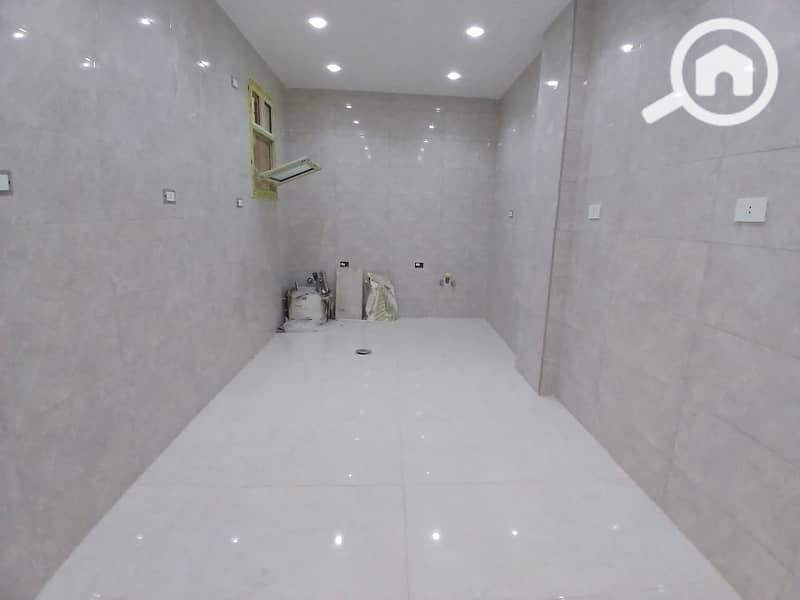 5 ac55425d-7e9a-4f0b-b5b6-bbea3ffef869. jpg