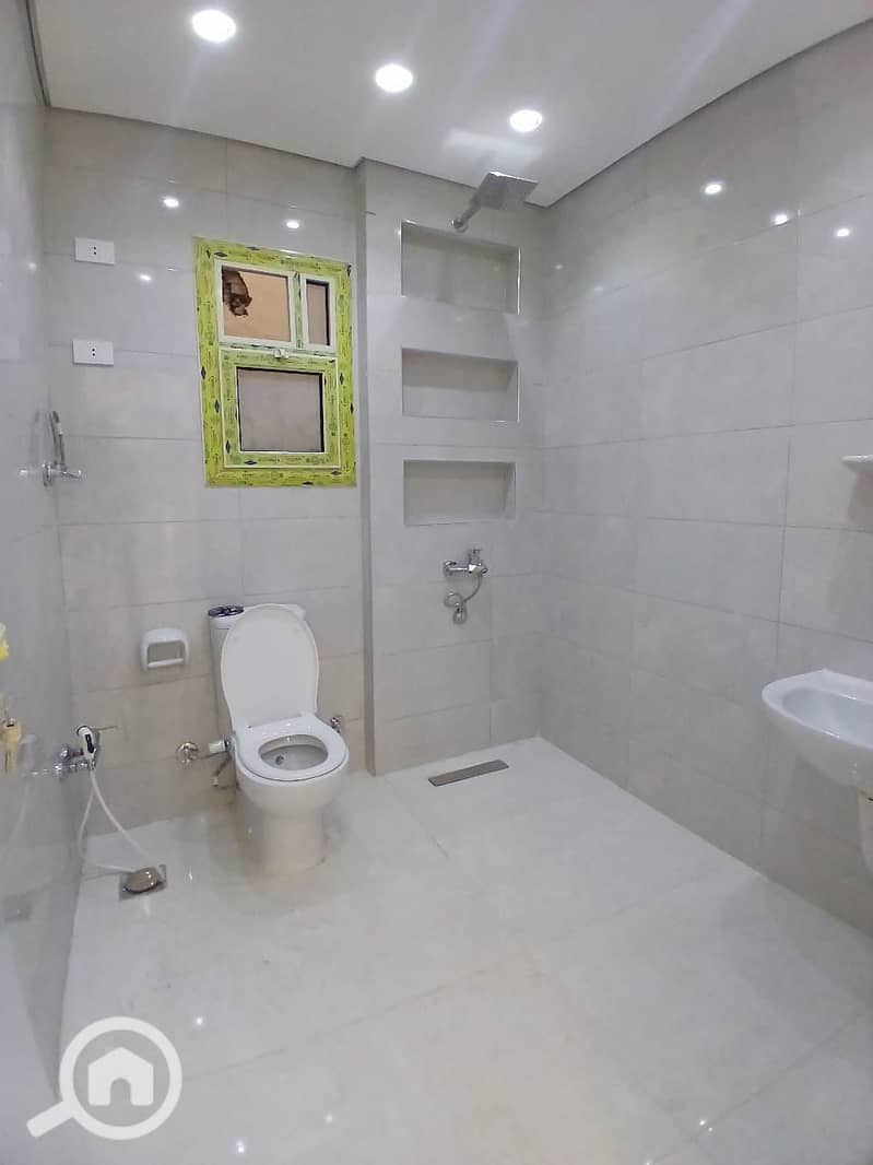 7 7d615316-4ff4-46c8-861d-dd697150eb97. jpg