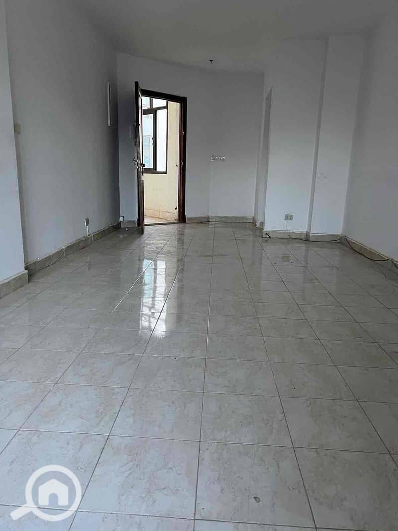 3 a82eb65d-7584-44a6-bb17-95a59079f1a3. jpg