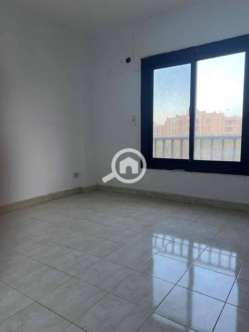 5 fe1b6d94-631e-41d8-9964-767297c4532c. jpg