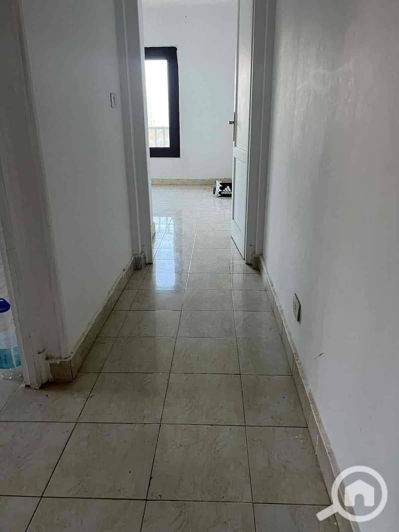 13 fc36a51b-6a31-452e-a29c-86670cc86261. jpg