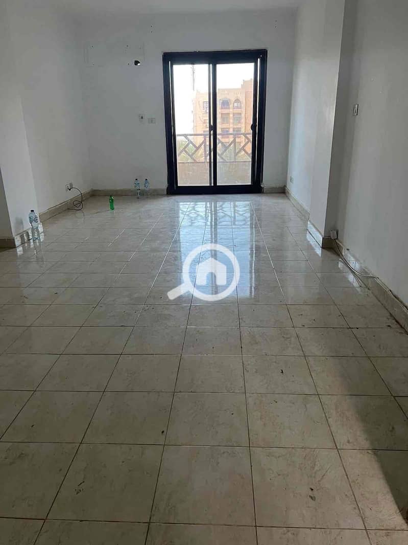 14 95b55368-3a3d-4768-881e-19af86e61ba6. jpg