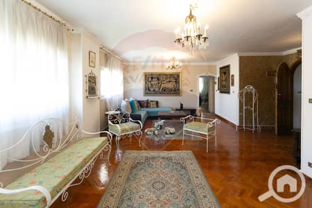 شقة 3 غرف نوم للايجار في زيزينيا، الإسكندرية - 1. jpg