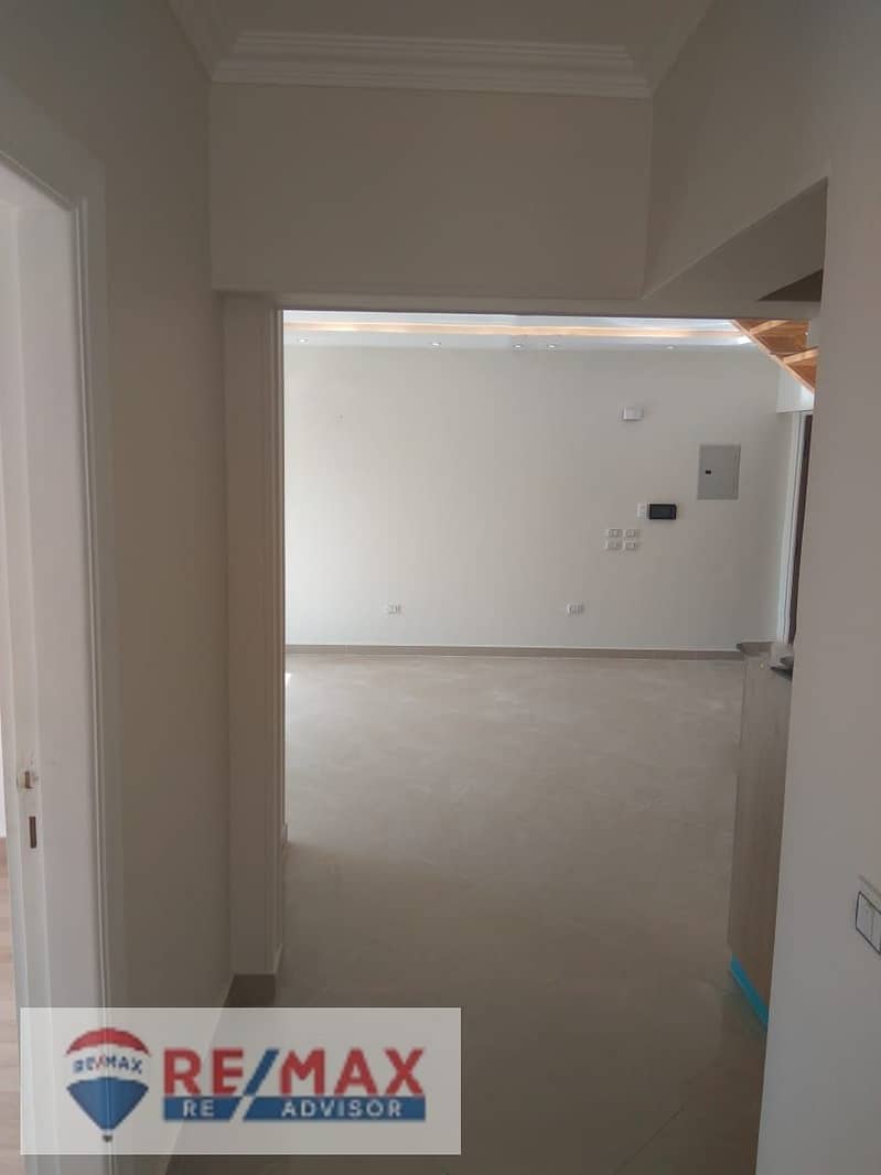 3 WhatsApp Image 2025-04-24 at 10.21. 05 PM (1). jpg