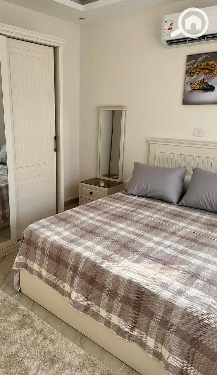 6 ae9112be-064e-40af-ae9a-56f2eaff0845. jpeg